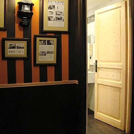 De Conde Otel Paris