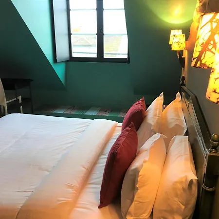 Otel De Conde Paris